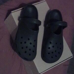 (gently used) Crocs size 13 blk